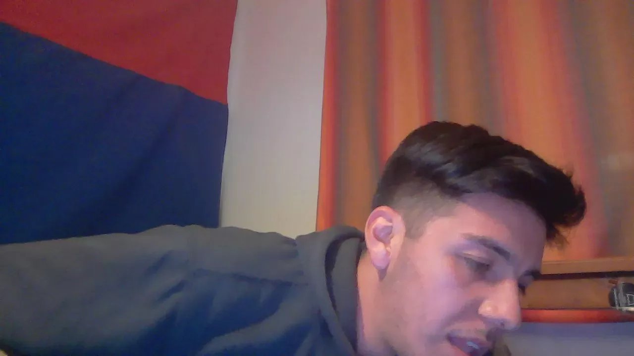 Offline matiaslol666 on Cam4