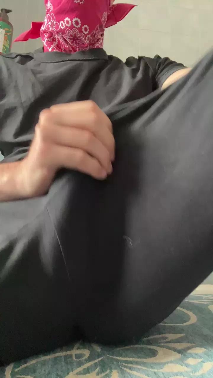 MatthewBg19980 on Cam4 