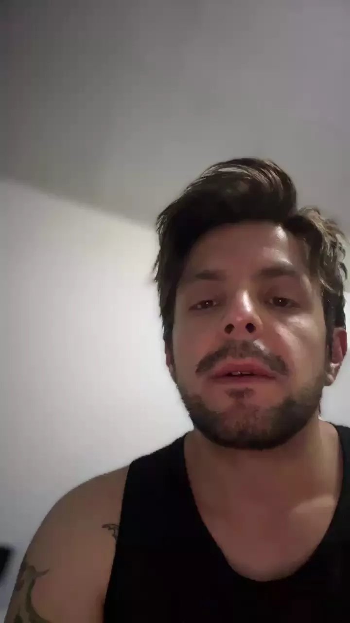 Offline MauriciosPizza on Cam4