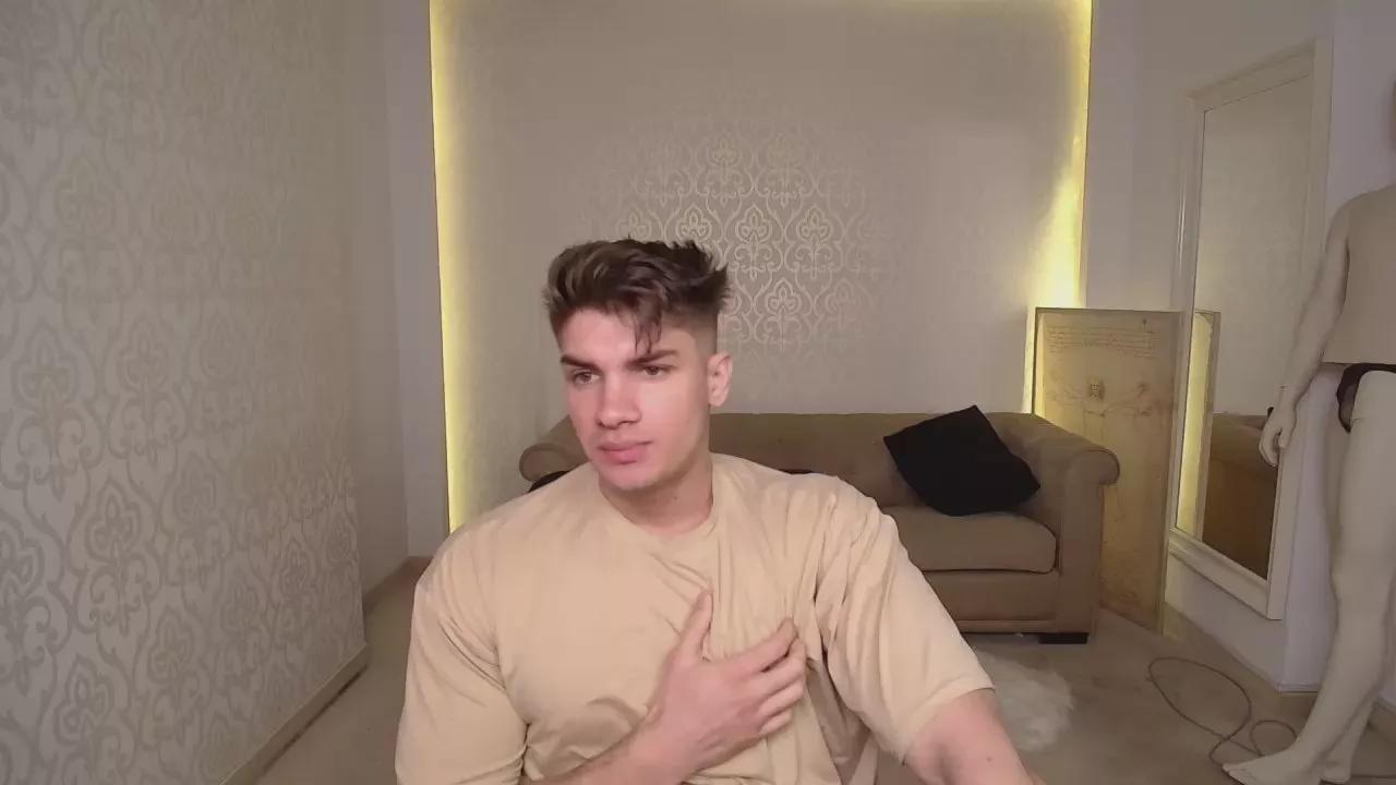 MaxKaiden on Cam4 