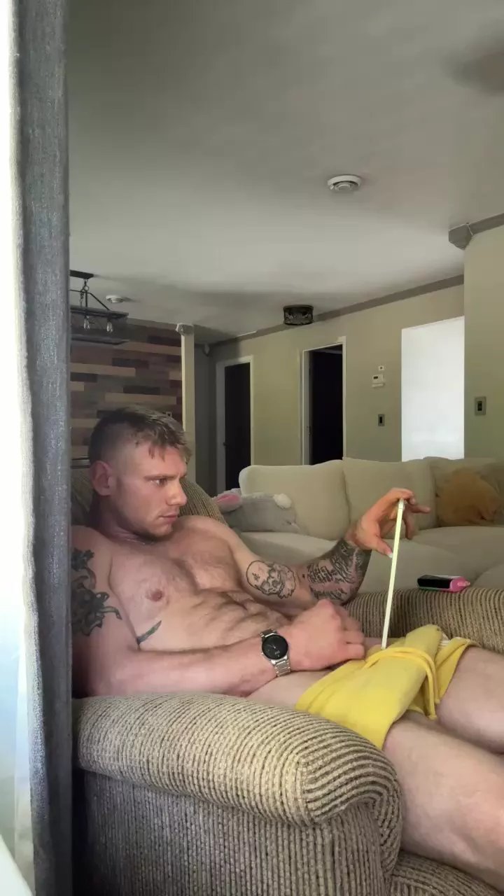 Offline Mb6362680 on Cam4