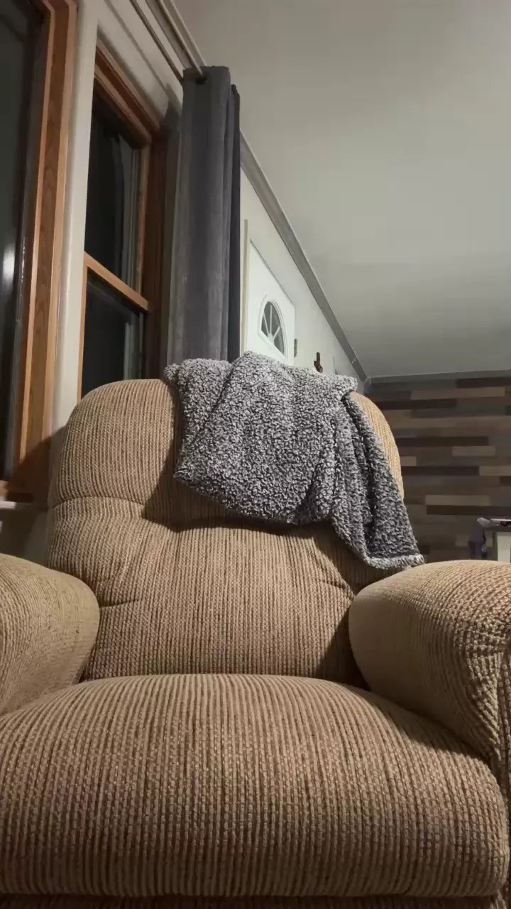 Offline Mb6362680 on Cam4