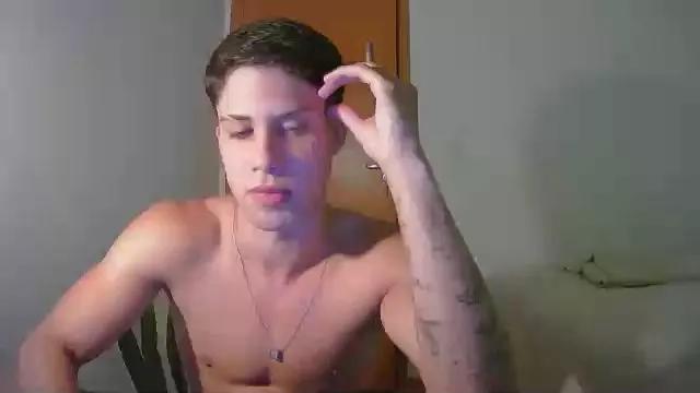 menezes8841 on Cam4 