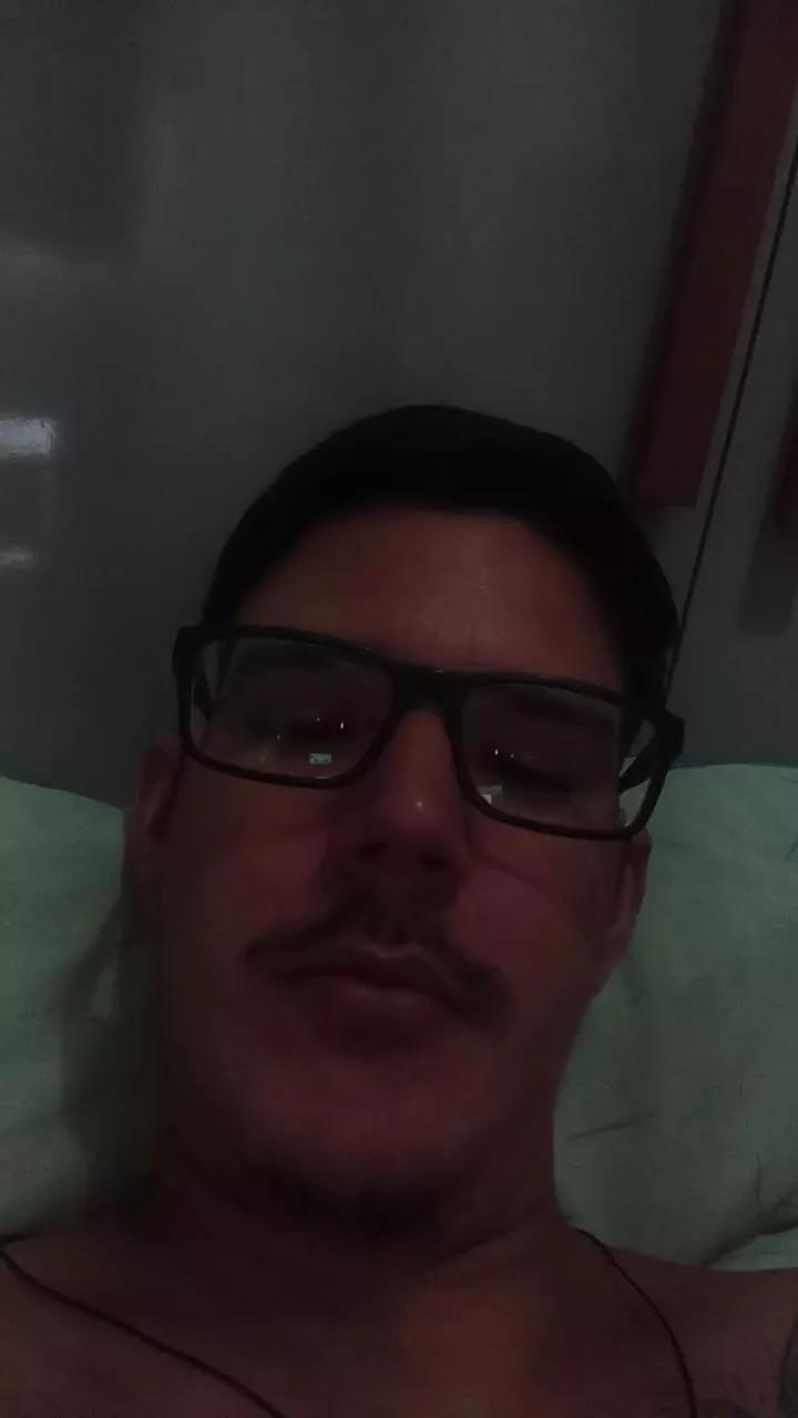 Milk_Br on Cam4 