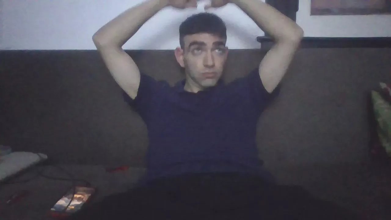 Offline Millo91 on Cam4