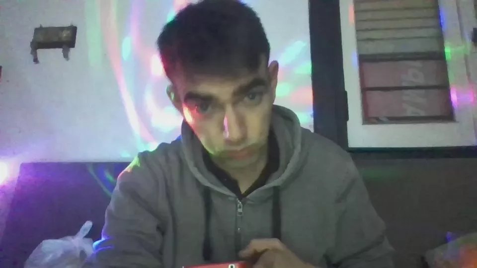 Offline Millo91 on Cam4