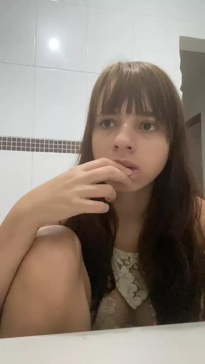 Mirellaoliveira on Cam4 