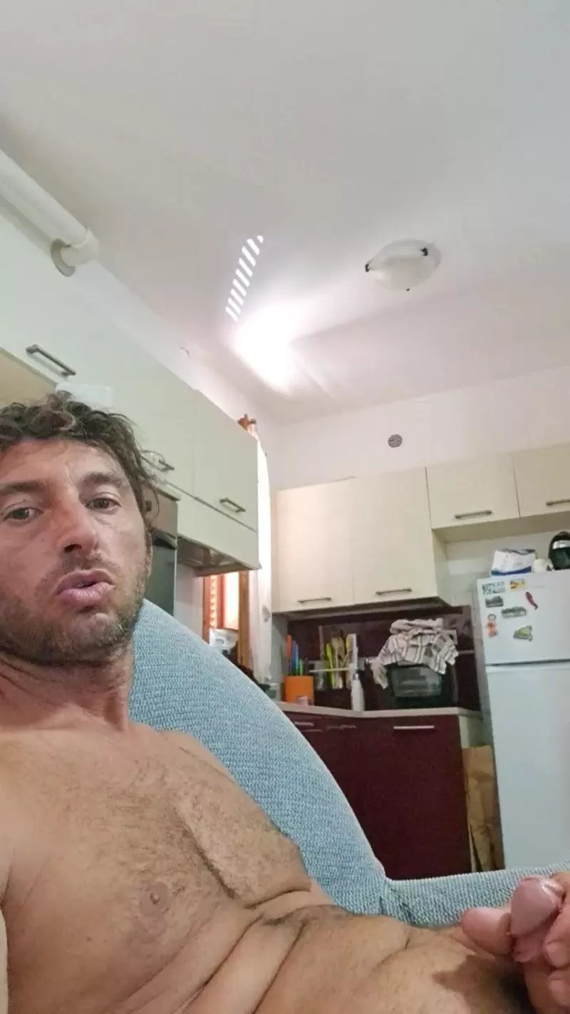 Offline Mirko290180 on Cam4