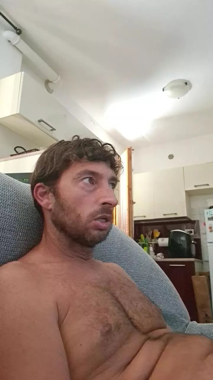 Offline Mirko290180 on Cam4