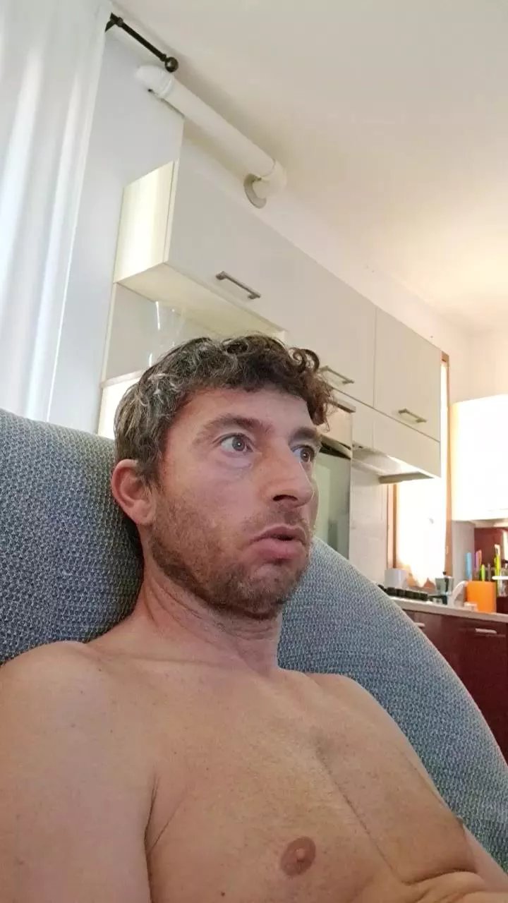 Offline Mirko290180 on Cam4