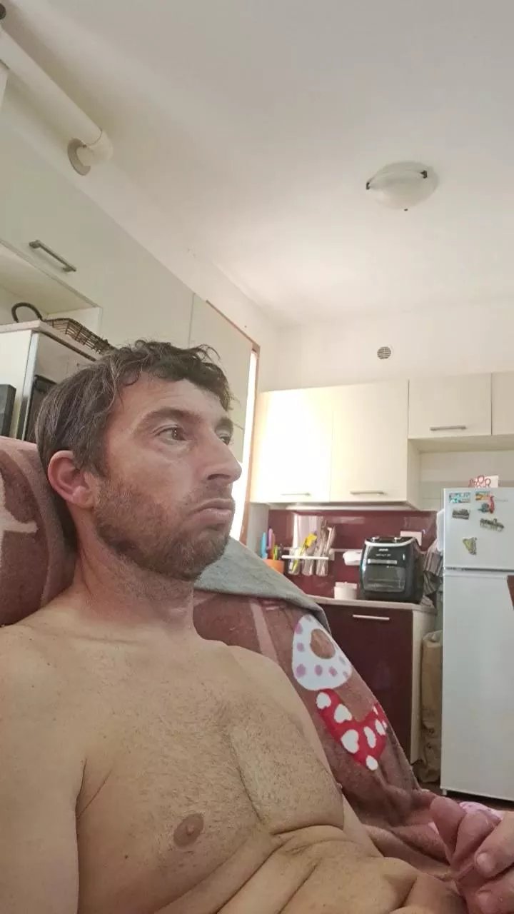 Offline Mirko290180 on Cam4