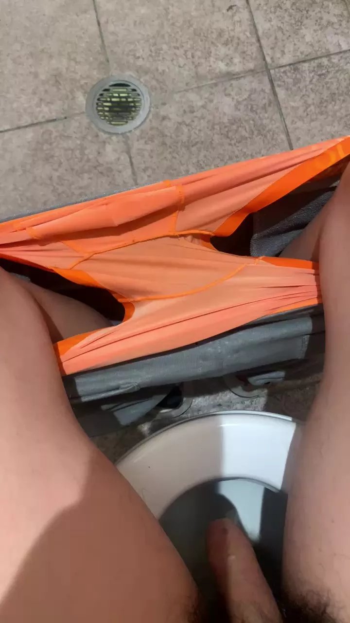 Offline mmmmm895 on Cam4