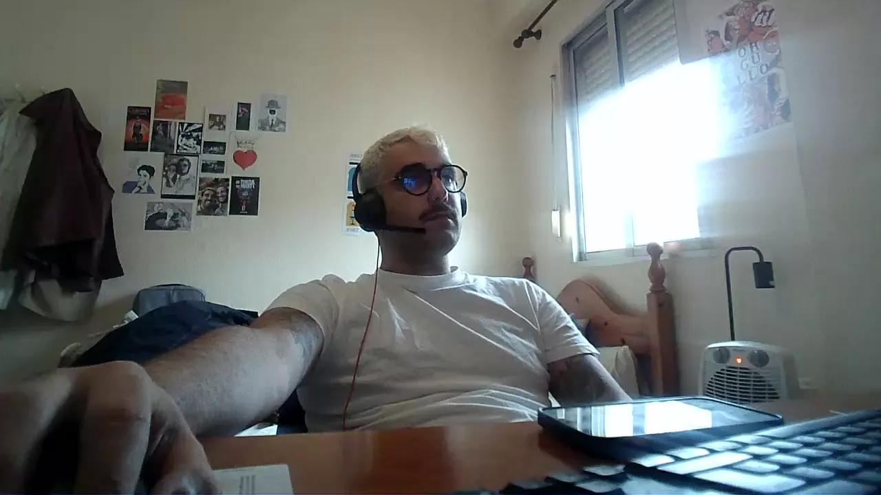 modemk on Cam4 