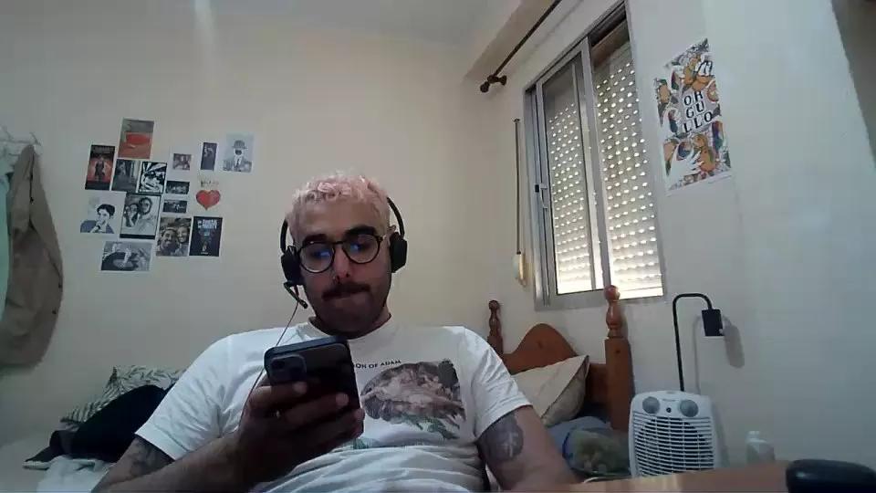 modemk on Cam4 