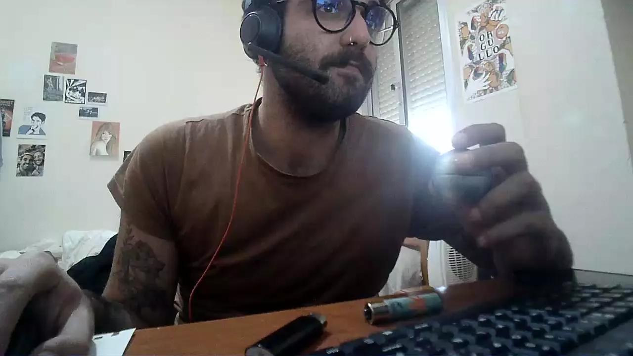 modemk on Cam4 