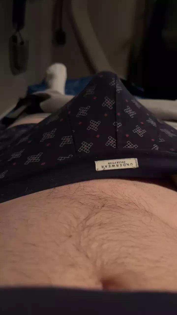 Mojitoo23 on Cam4 