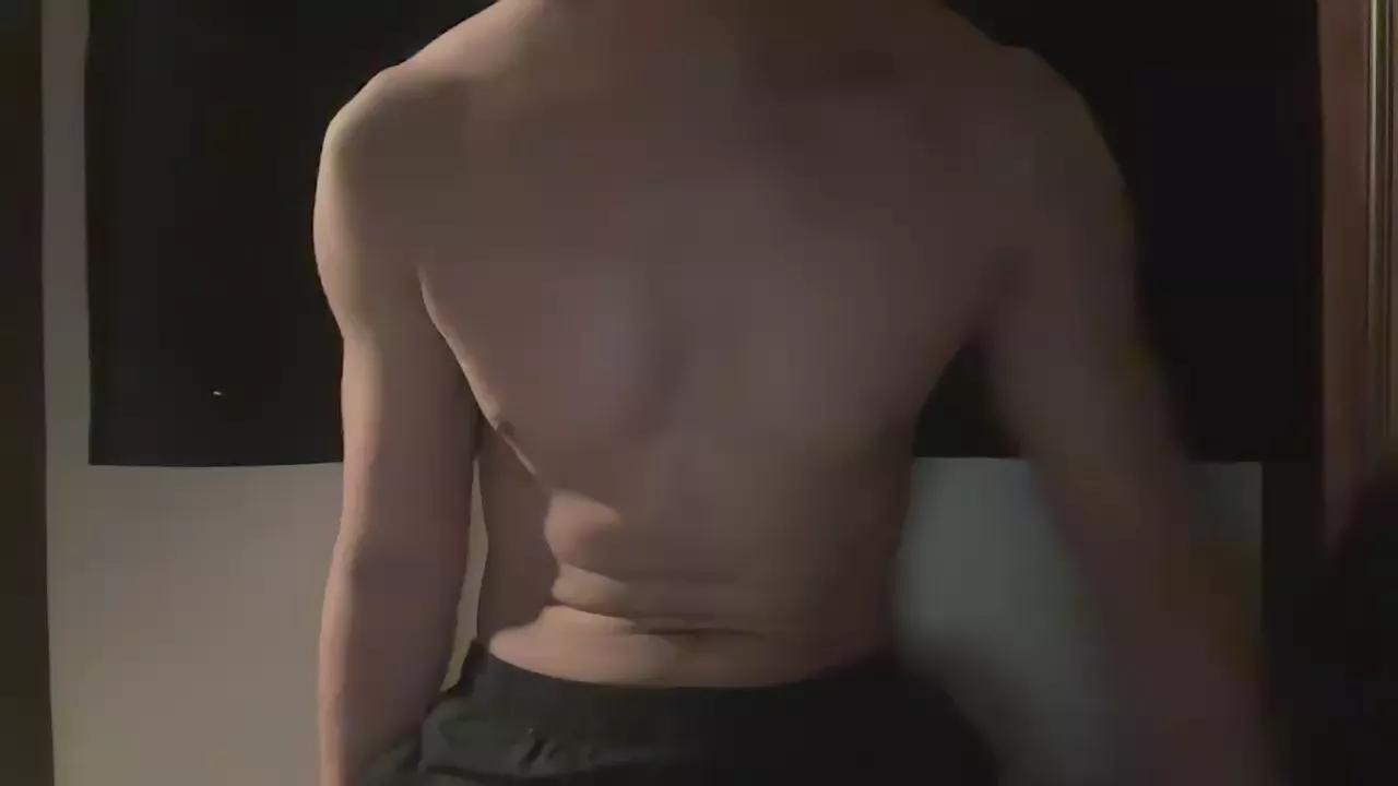 MuscleSlut_TW on Cam4 