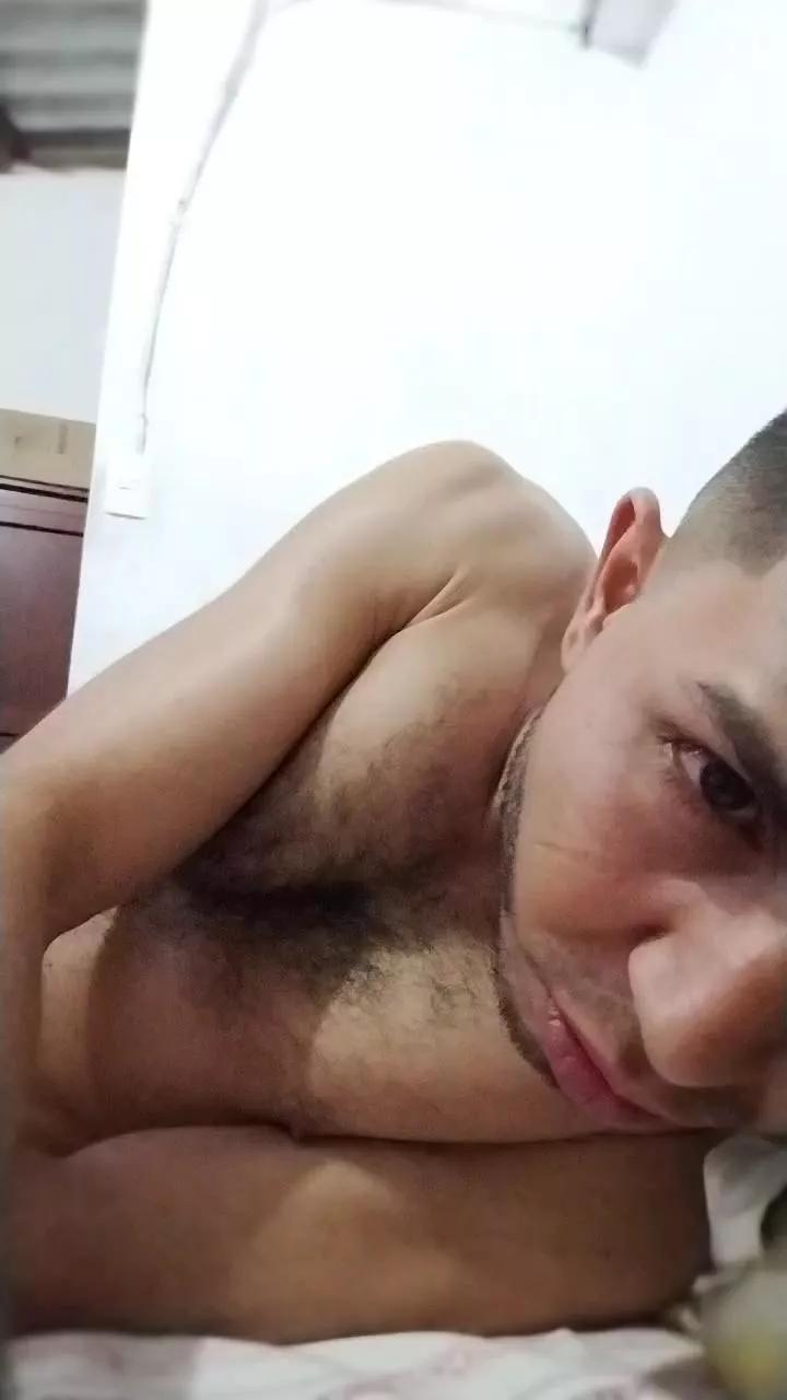 Muyganoso24 on Cam4 