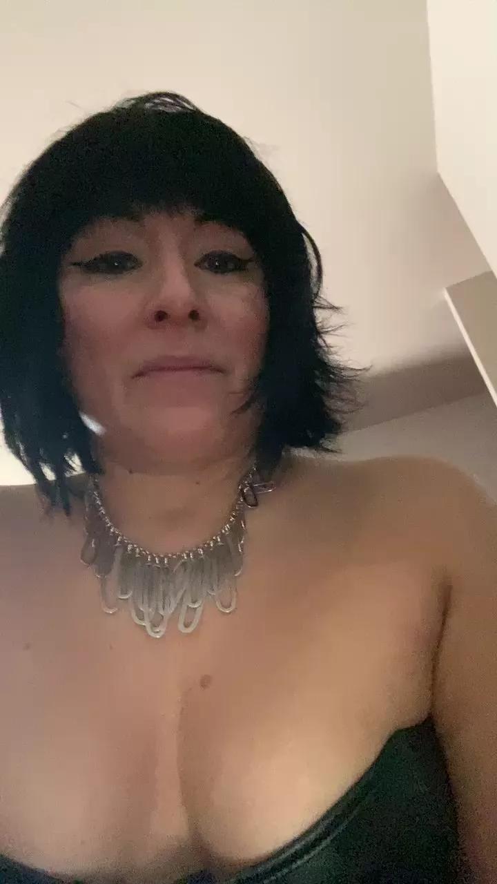 Mya79 on Cam4 