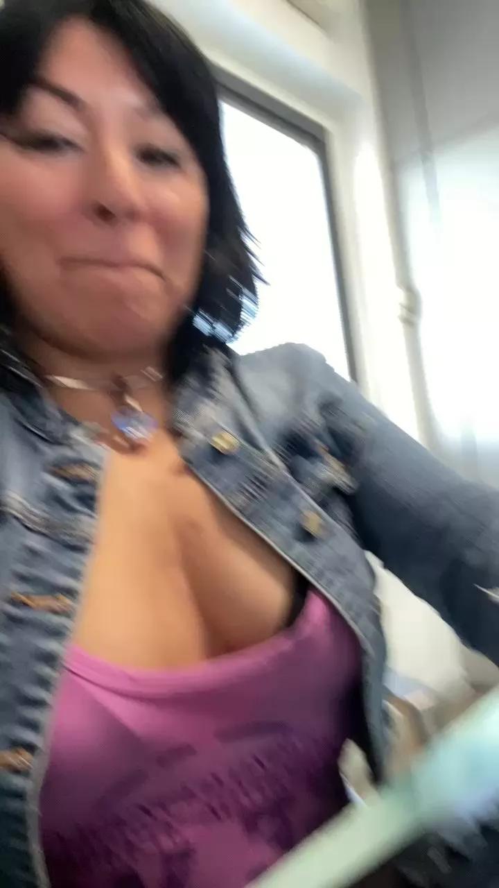 Mya79 on Cam4 