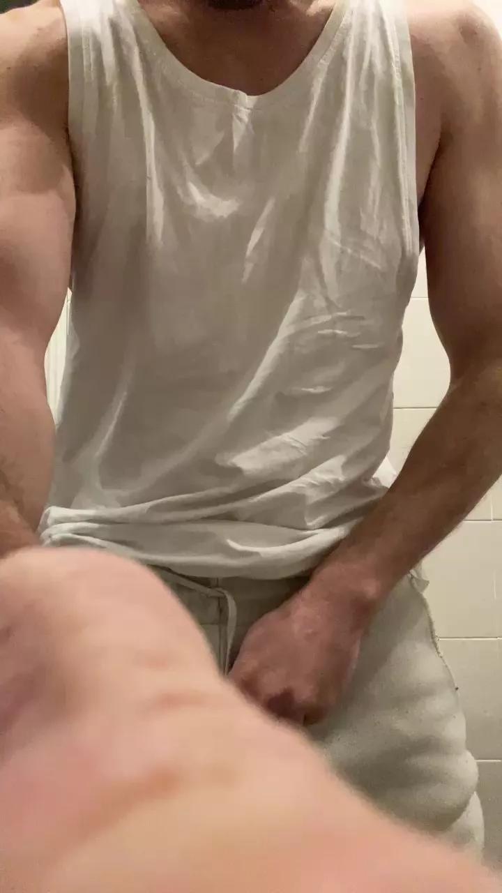 Nathan6910 on Cam4 