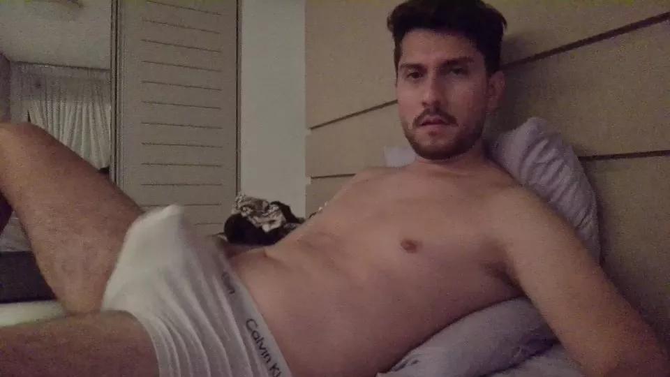 natural_dan on Cam4 