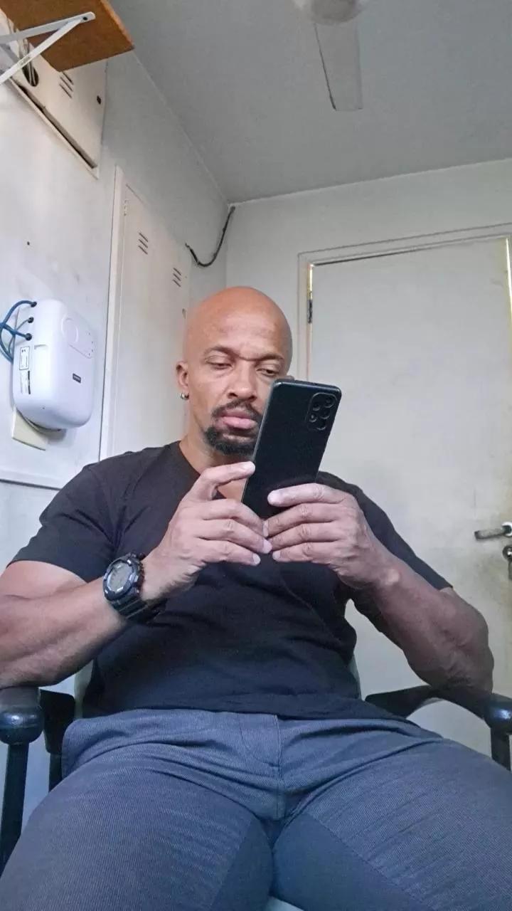Negro1000sexy on Cam4 