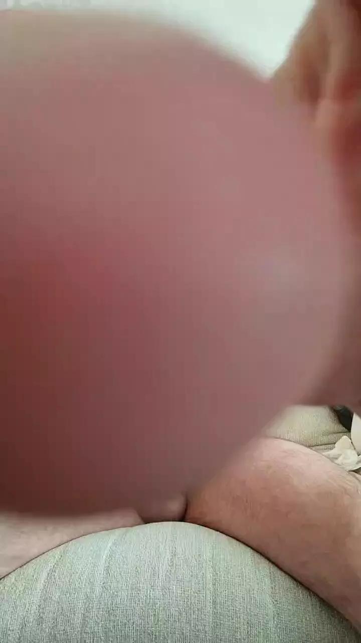 newmanbody on Cam4 