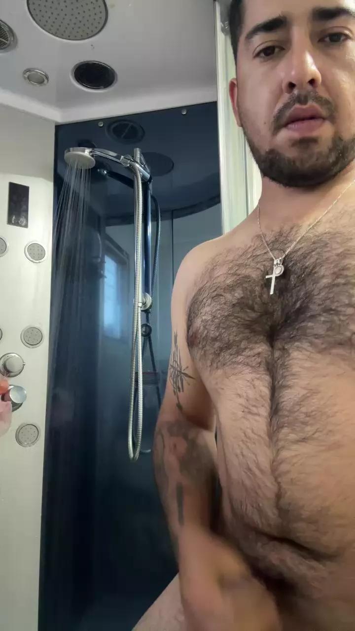 Nickoolas96 on Cam4 