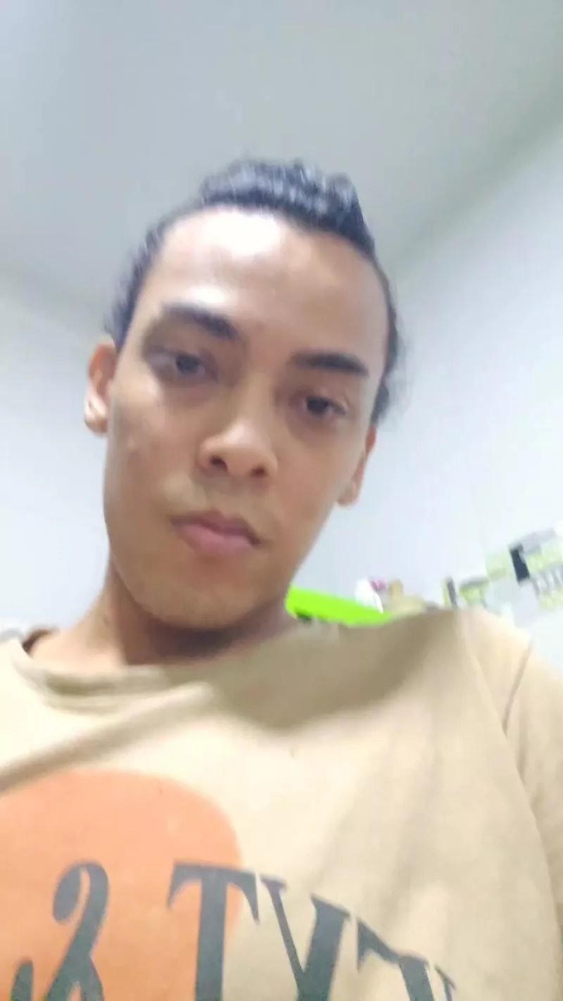 Offline NickSull on Cam4