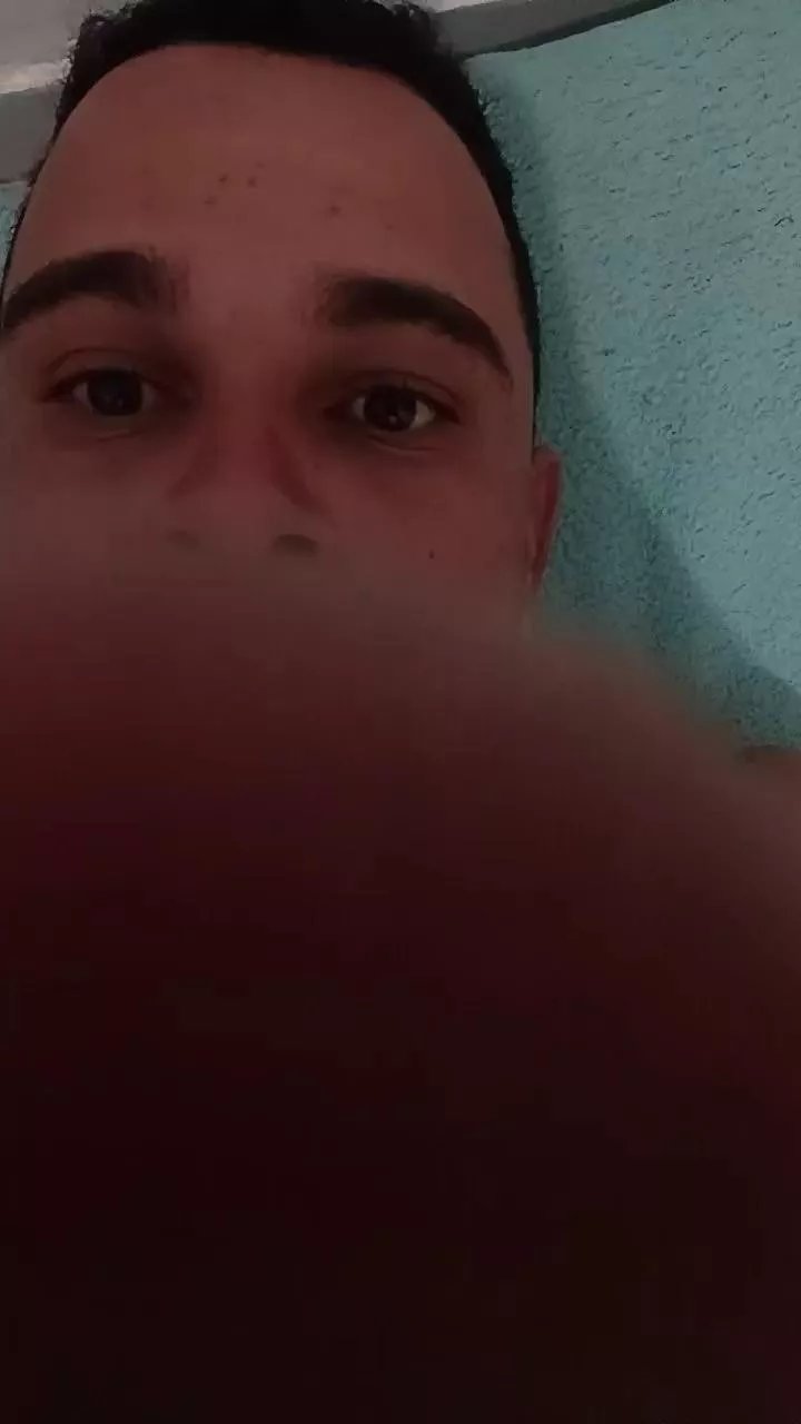 Offline Novinho26an on Cam4