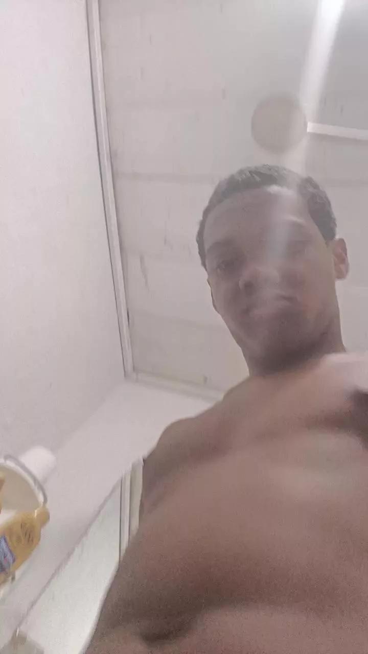 Novinhoode18 on Cam4 