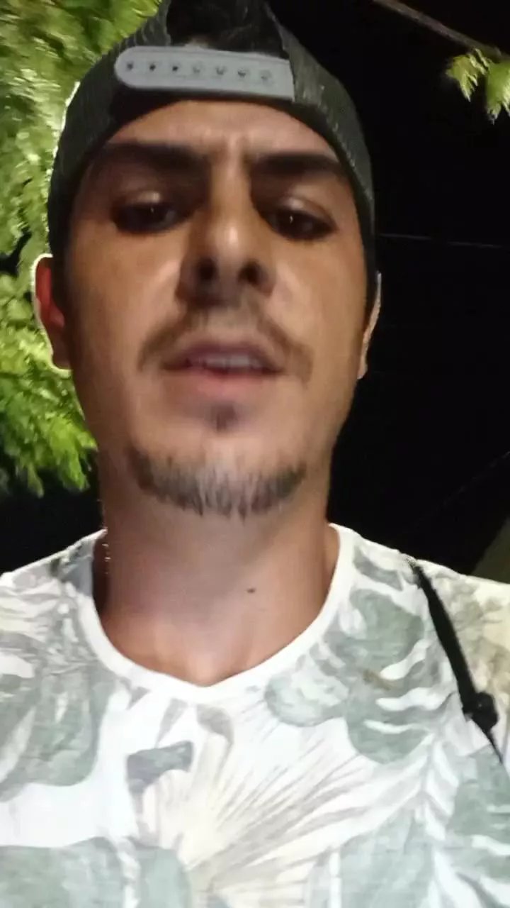 Offline occo23 on Cam4