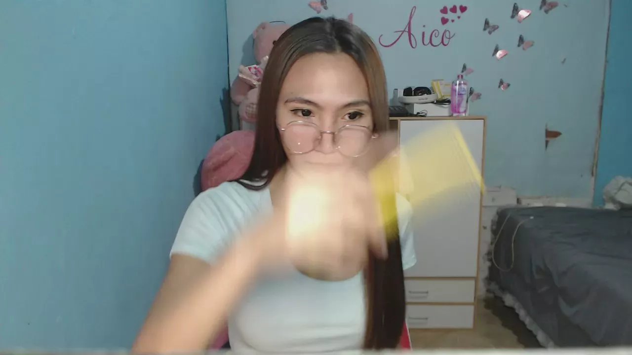 Offline Odette08 on Cam4