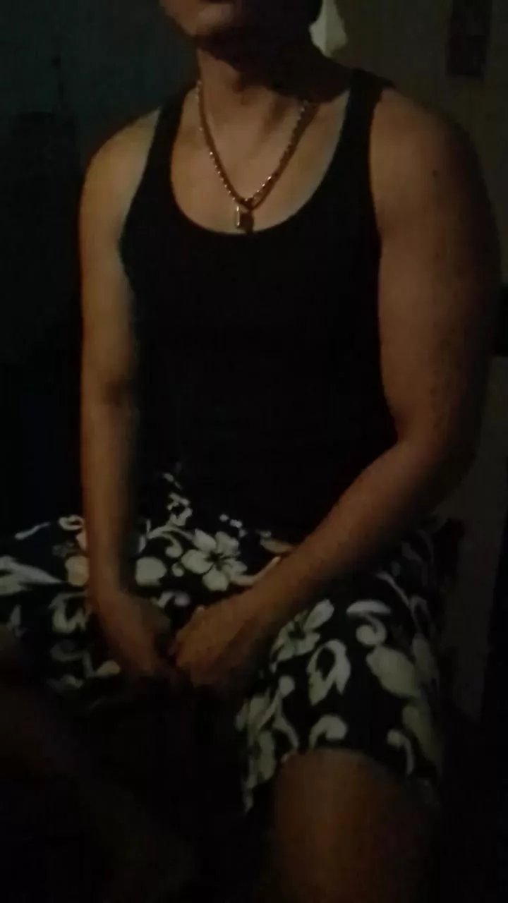 Offline outdoorbeast on Cam4