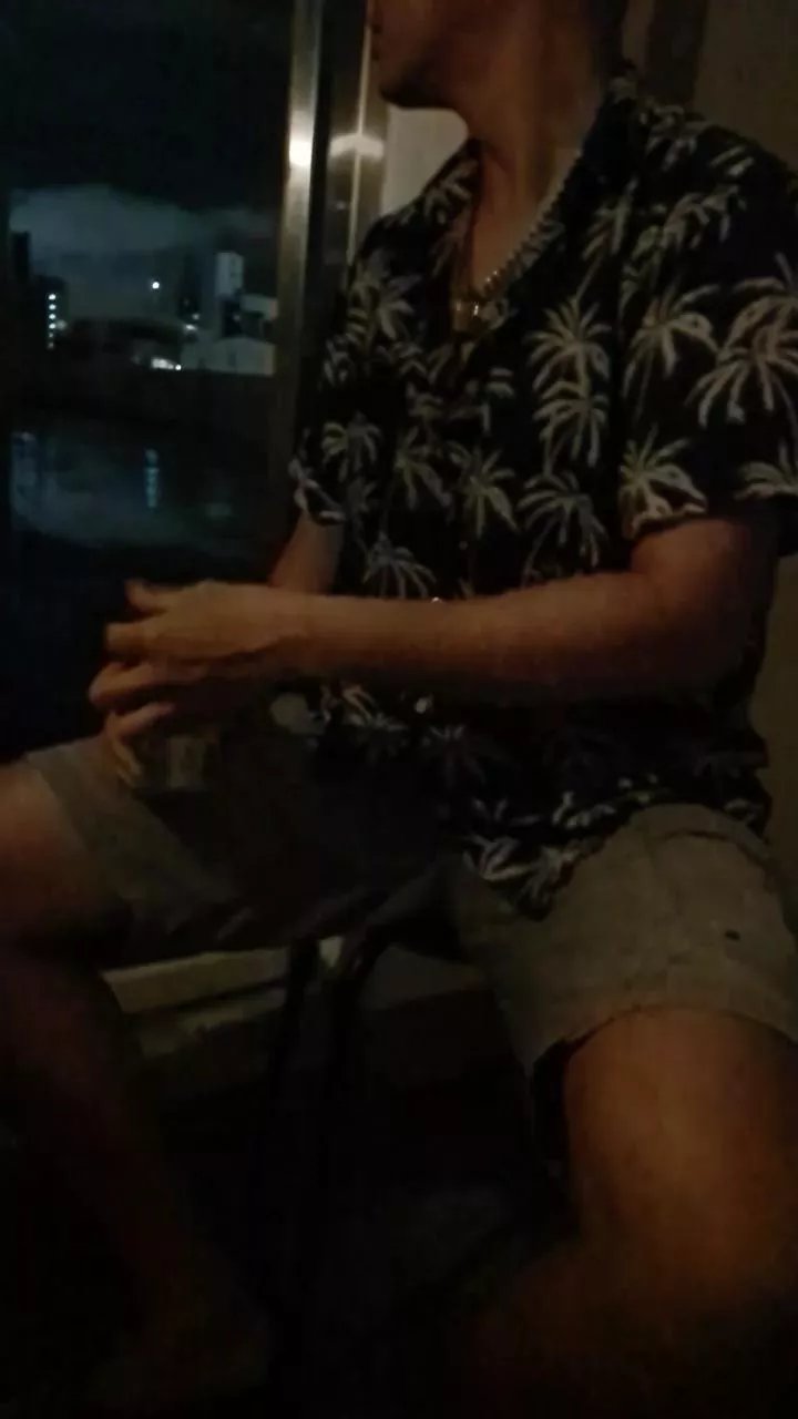 Offline outdoorbeast on Cam4