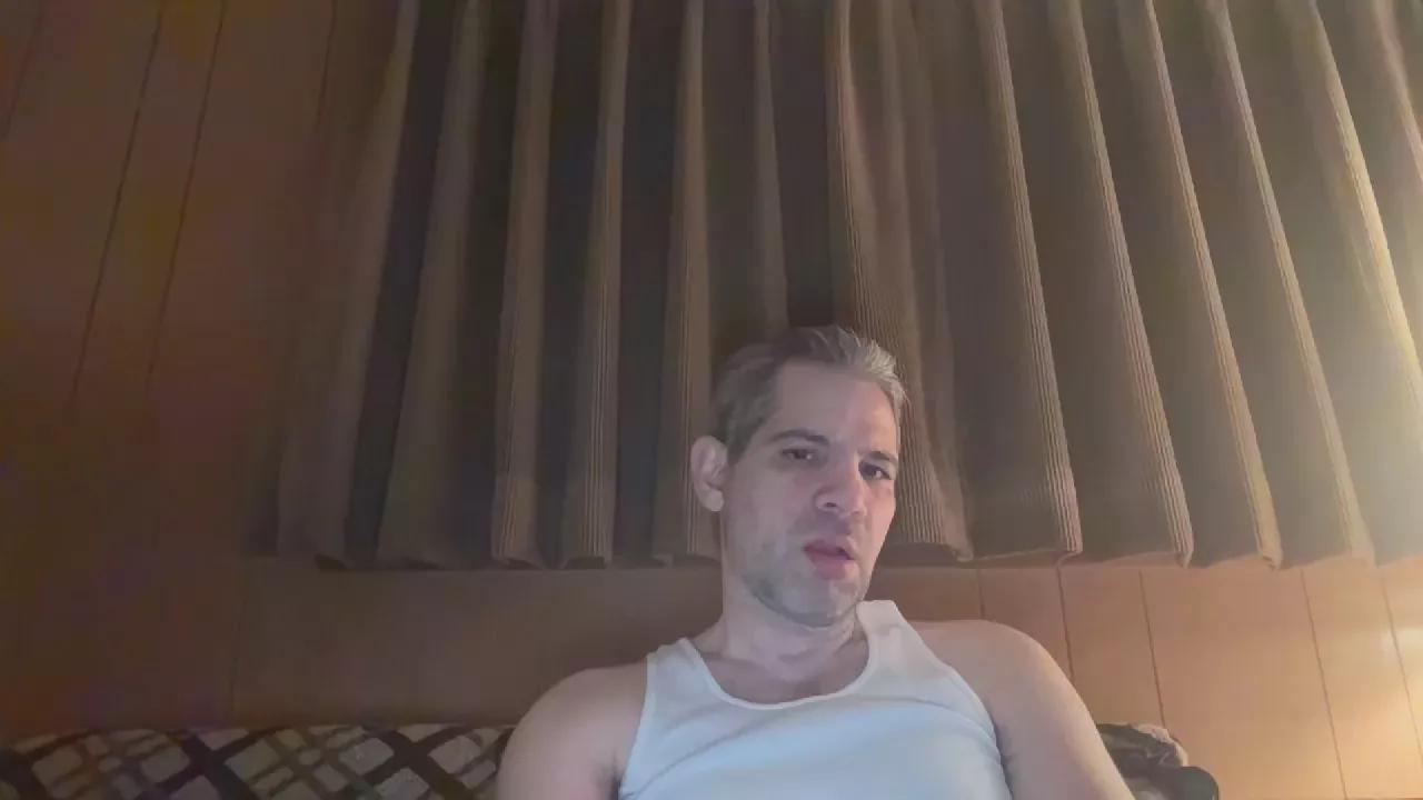 P0NCH on Cam4 