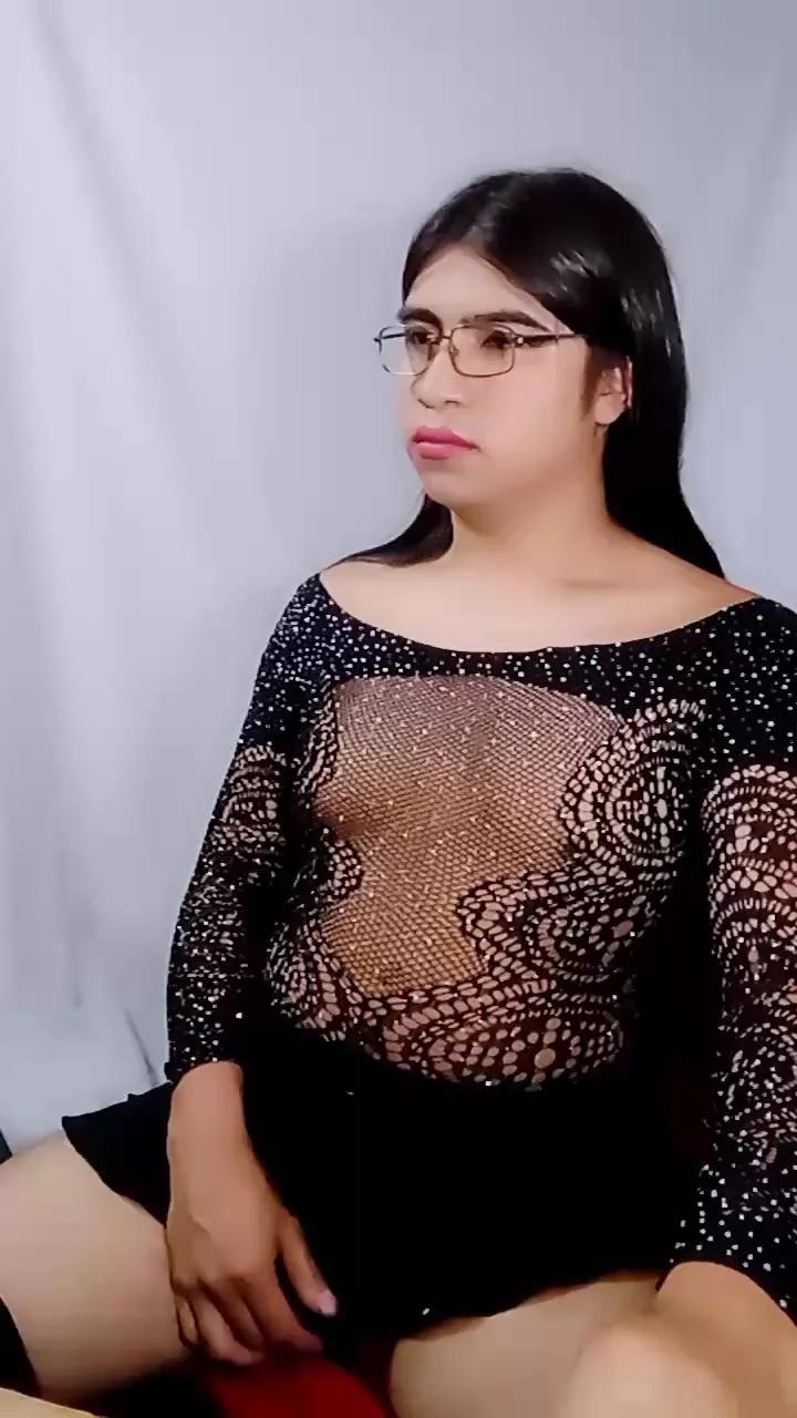 PaolaSante on Cam4 
