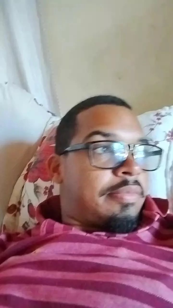 Offline paulinhossa1 on Cam4