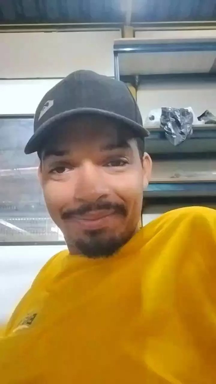 Offline paulinhossa1 on Cam4