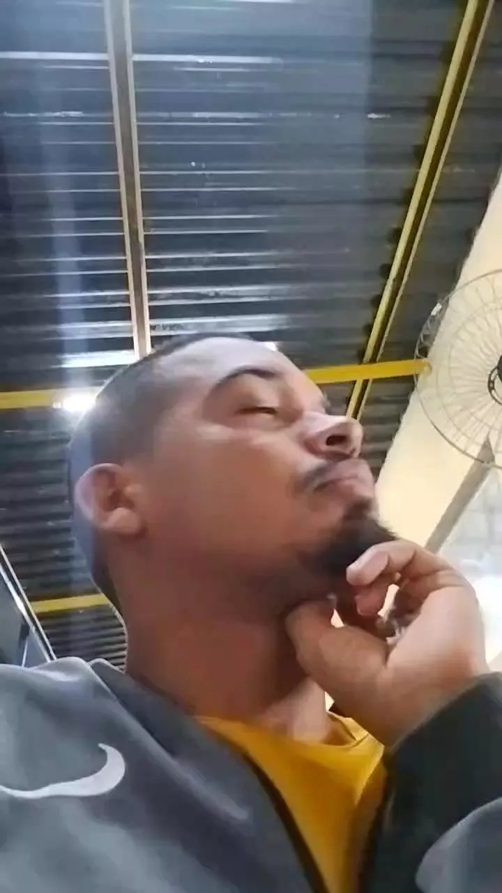 Offline paulinhossa1 on Cam4