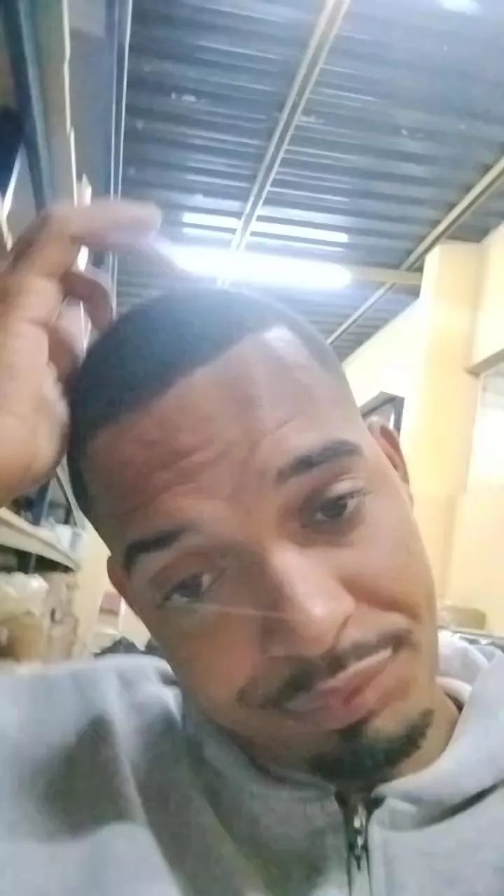 Offline paulinhossa1 on Cam4