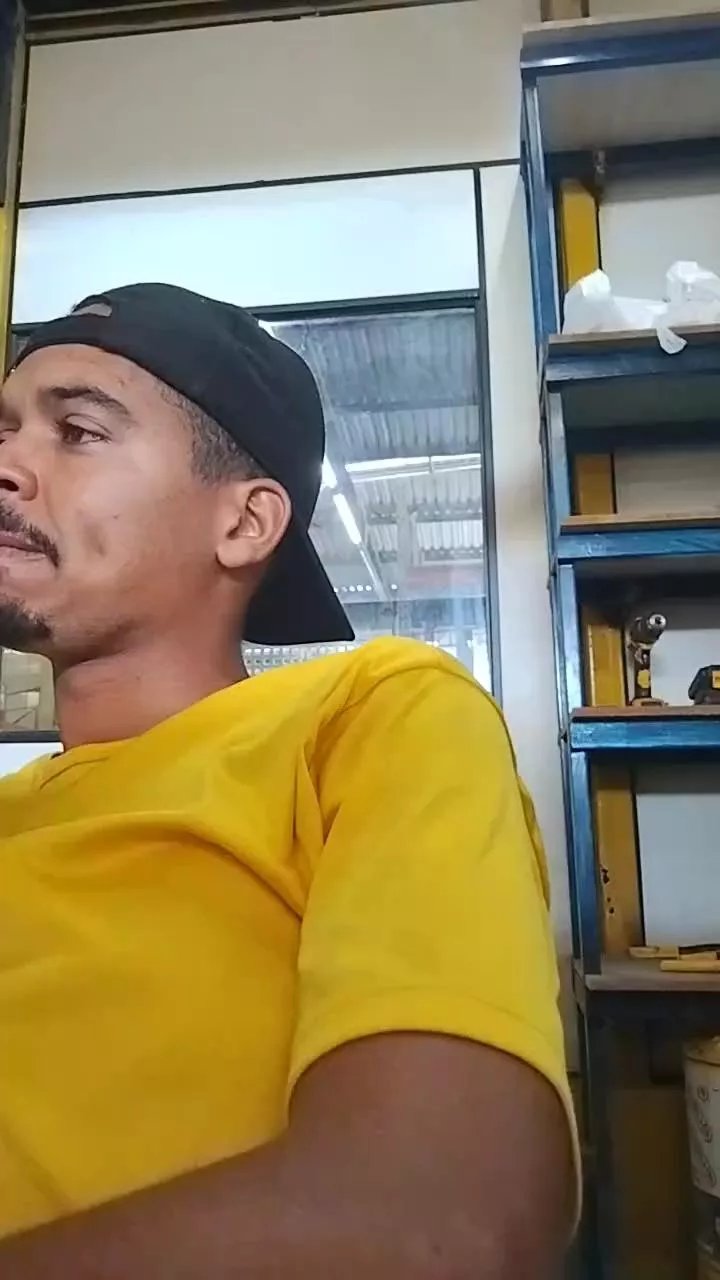 Offline paulinhossa1 on Cam4