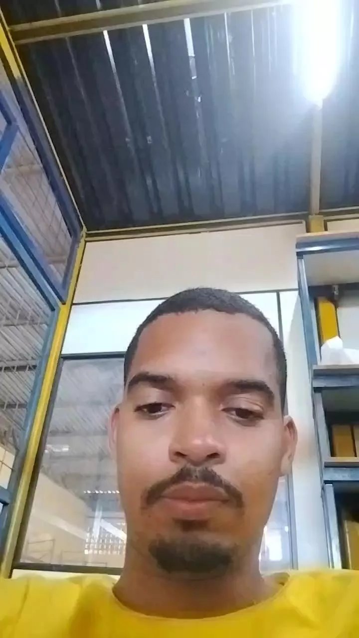 Offline paulinhossa1 on Cam4