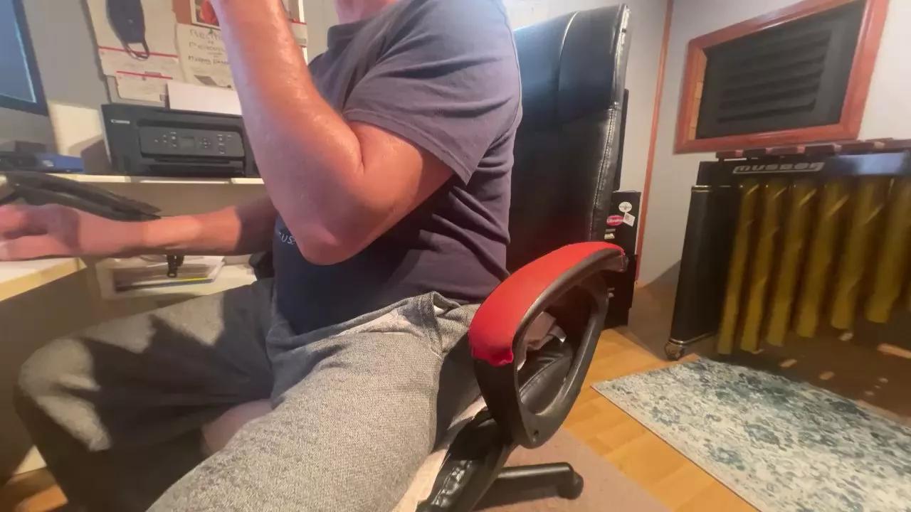 Penisuncut on Cam4 