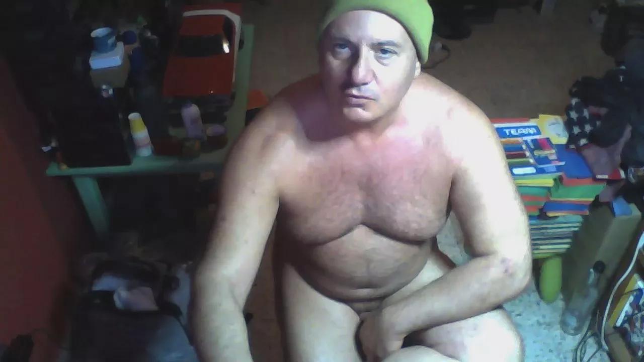 piedonenudo on Cam4 
