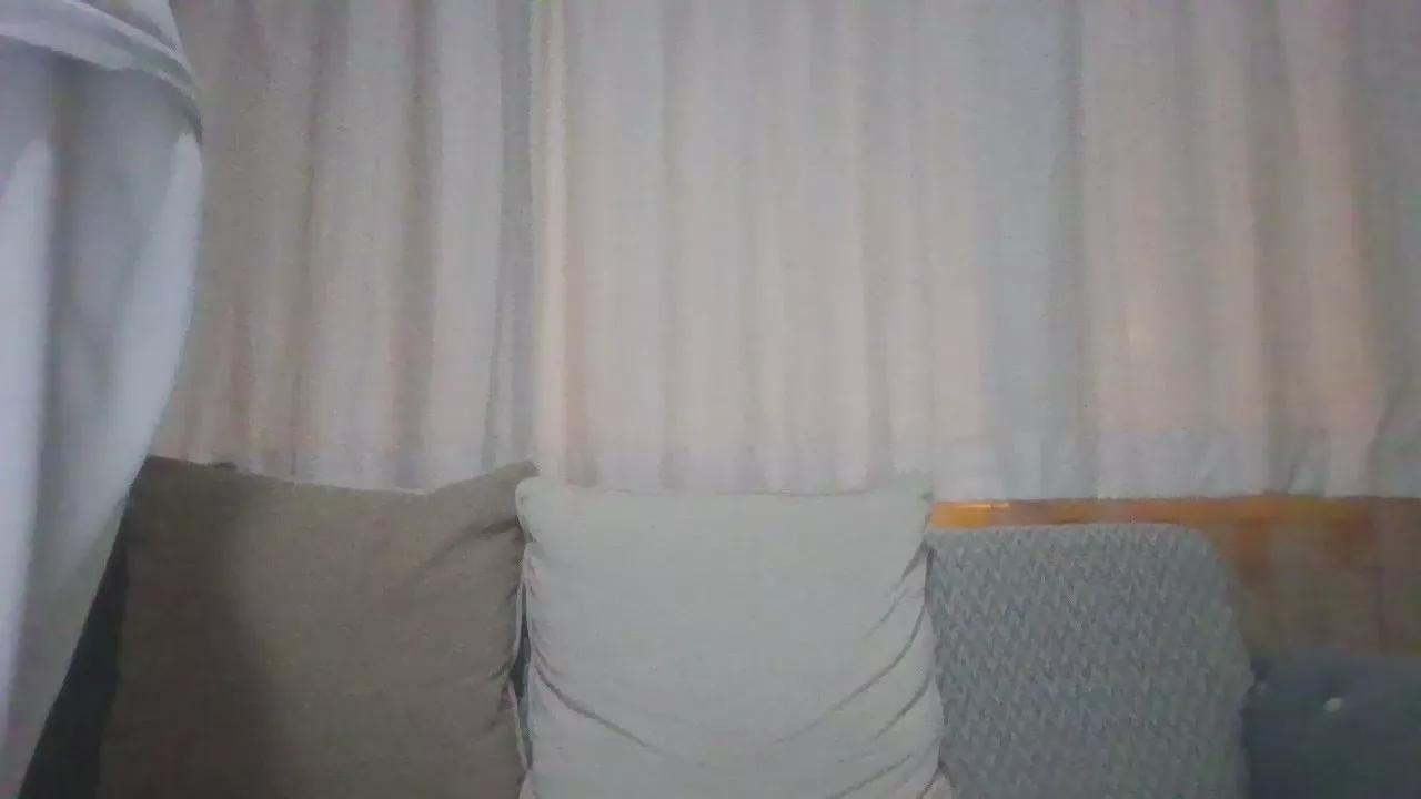 pigeon1111 on Cam4 