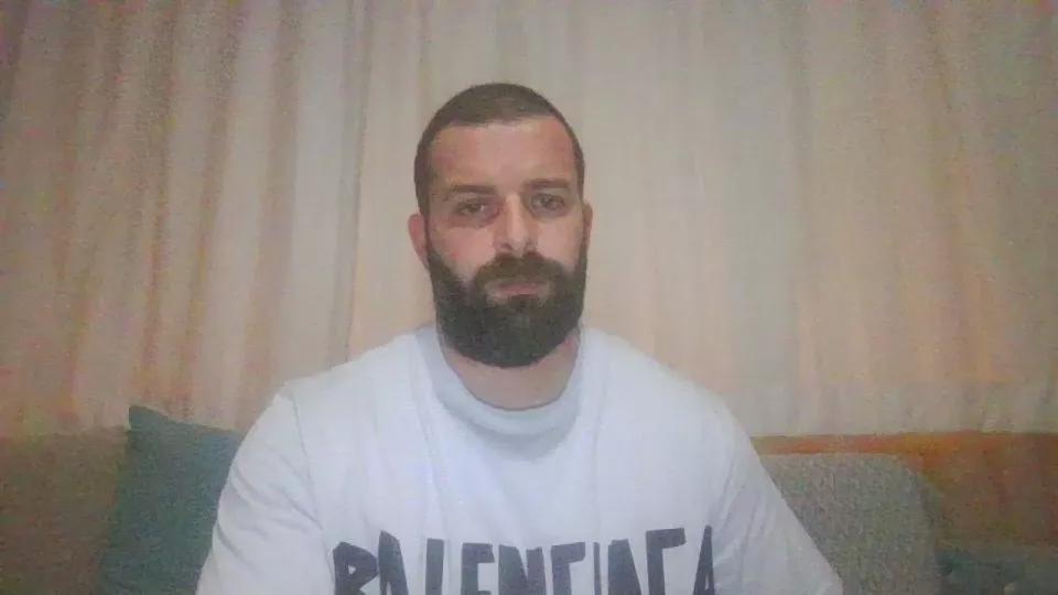 pigeon1111 on Cam4 