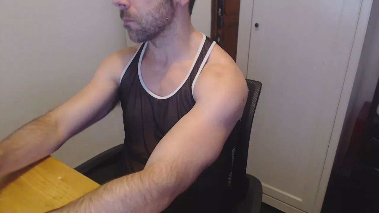 Offline PigPervert on Cam4