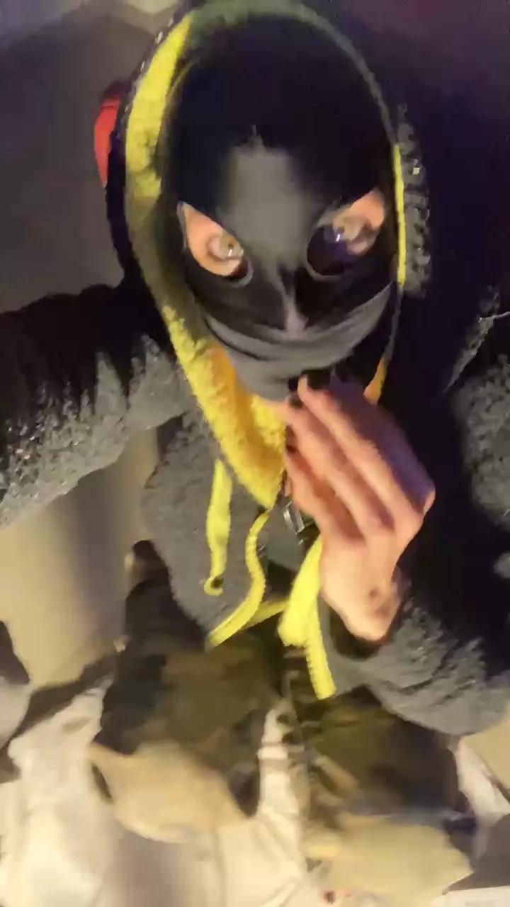 pissriot on Cam4 
